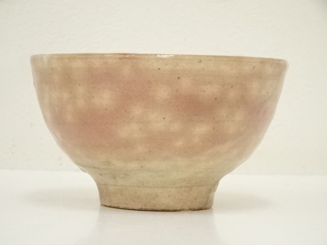 ◆【榊原和平】作 鼠志野茶碗 四方桟共箱・共布付き◆ 道具 ] - 道具 うつみ焼 榊原和平造 御本茶碗（共箱） | ネット
